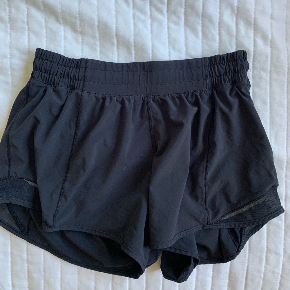 Lululemon Hotty hot shorts